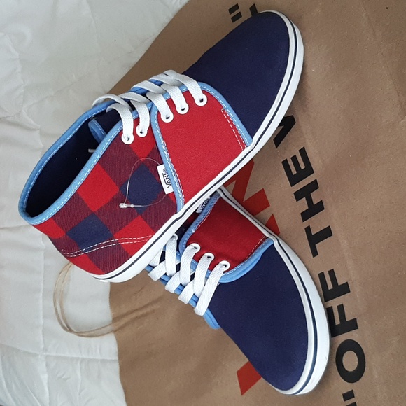 Vans Camryn Mid Top Chukka. *Vintage Vans* - Picture 1 of 10